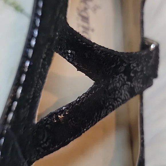 Alegria Jill Black Paisley Print  Mary Jane - Picture 5 of 13